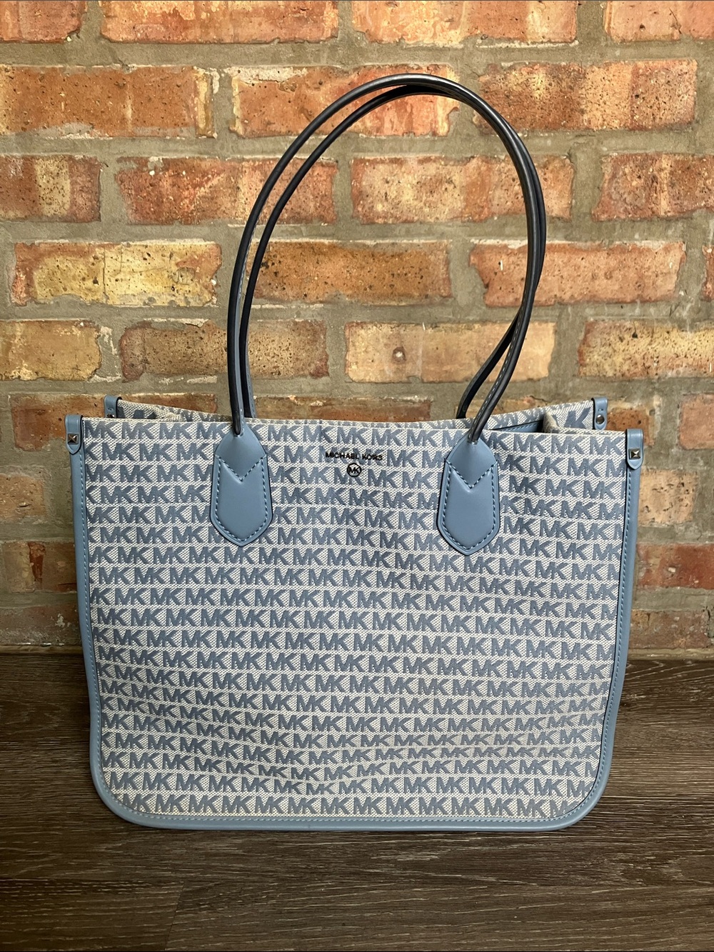 Michael Kors Heidi Large Logo Tote Bag